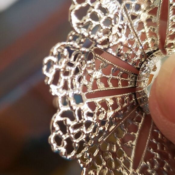 Vintage Sarah Coventry Silvertone Filigree Flower Clip Earrings - Picture 7 of 10